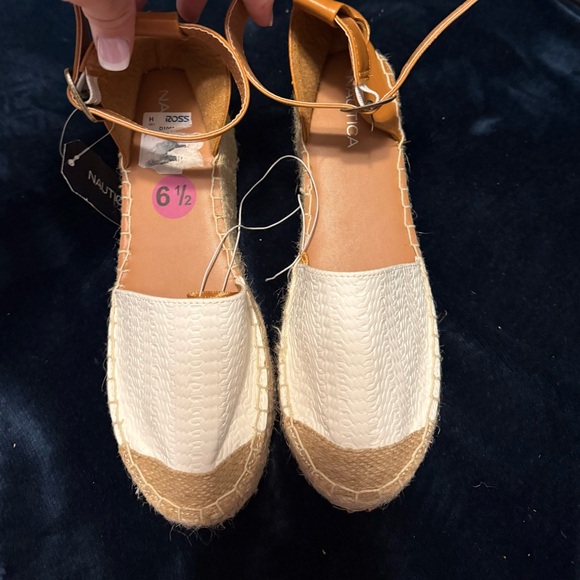 Nautica Women's White and Tan Espadrilles  Sandals Size 6.5 - Picture 1 of 7